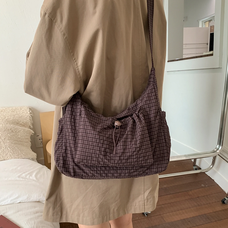 Checkered Nylon Shoulder Bag with Drawstring | Large Capacity Cloud Pleat Sling Bag for Women 1