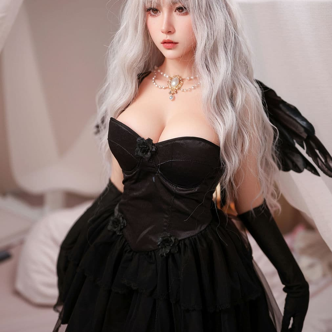 Life-size Anime Sex Doll Sarah Lolita | Medical Grade TPE and Articulated Skeleton 5