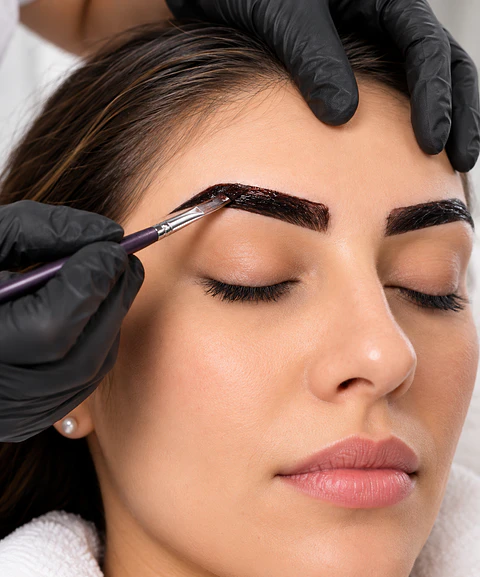 Perfilado de cejas y tinte para cejas