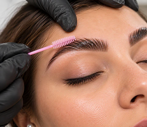 Laminado de cejas