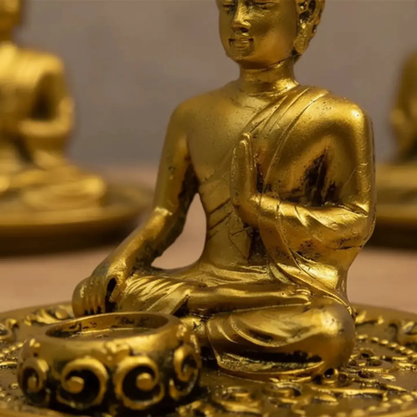 Porta Incienso Buda Dorado 5