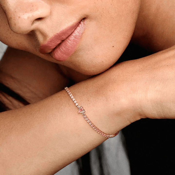 Pulsera Brazalete Pandora Tenis con Corazón Brillante 580041C01 en Oro Rosa 14K Plata 925 Talla 18cm 6