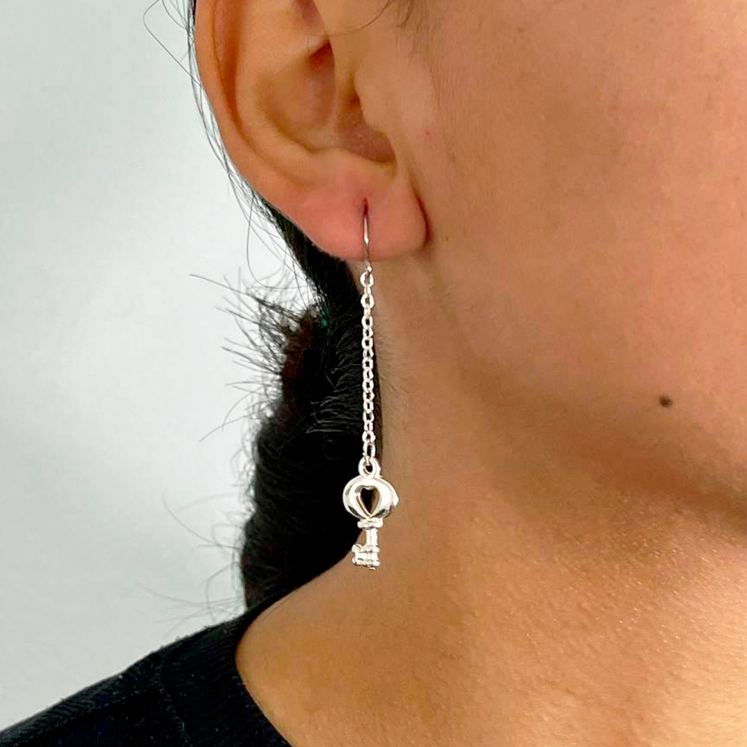 Set de Aretes Fantasy Love Garden Multicolor x12 Diseño Floral y Brillante 3