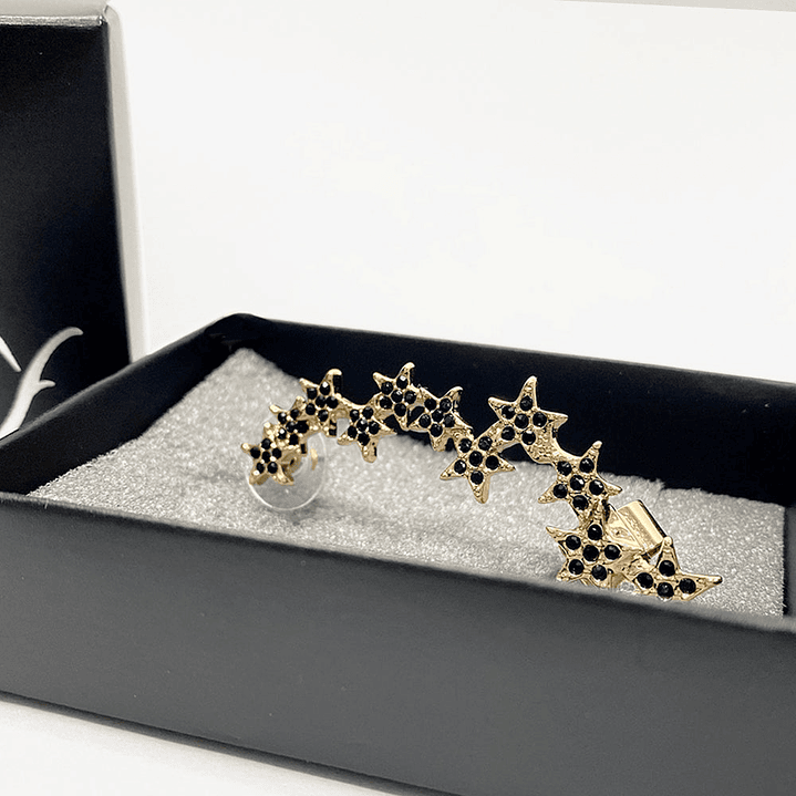 Arete Ear Cuff Destello Infinito Moderno y Elegante Color Dorado 6