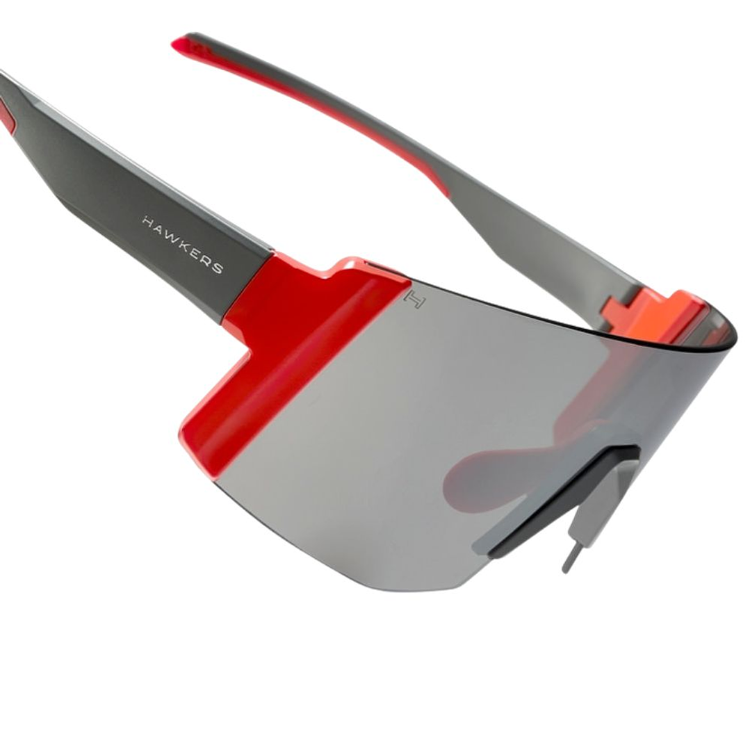 Gafas de Sol Deportivas Hawkers Modelo Linx Small con Marco Rojo y Gris y Lunas Plateadas - 151 mm 3