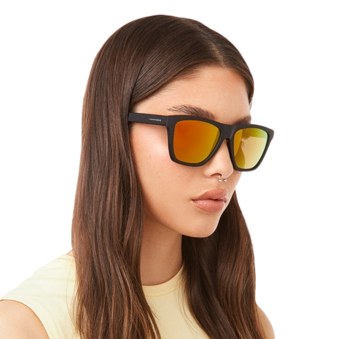 Gafas de Sol Hawkers Modelo One LS Raw con Marco Negro y Lunas Narajas - 54 mm 8