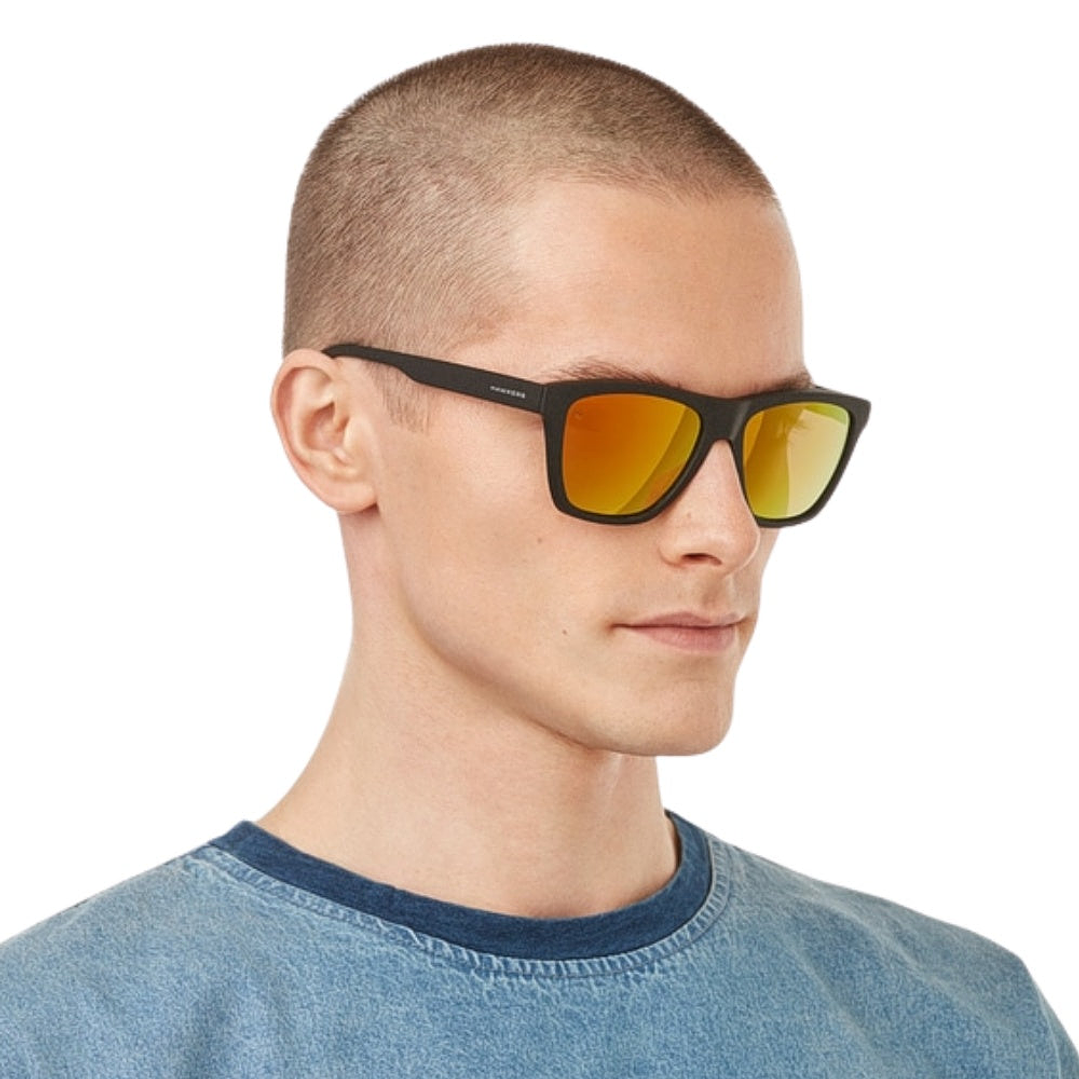 Gafas de Sol Hawkers Modelo One LS Raw con Marco Negro y Lunas Narajas - 54 mm 7