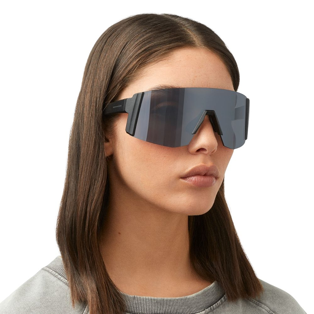 Gafas de Sol Deportivos Hawkers Linx Big con Marco Negro y Lunas Negras - 151 mm 6