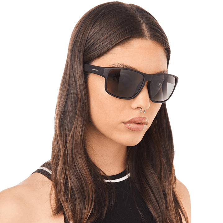 Gafas de Sol Hawkers Faster Raw con Marco Negro y Lunas Negras - 58 mm 6