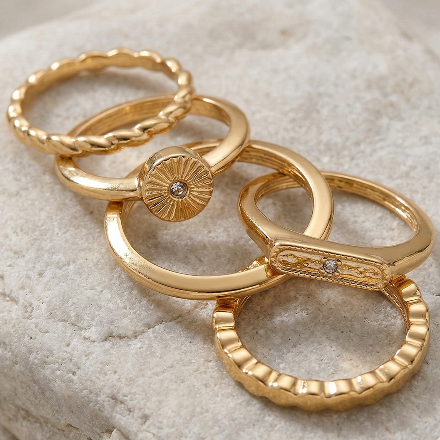 Set x5 Anillos Diseño Abstracto Style Color Dorados 7