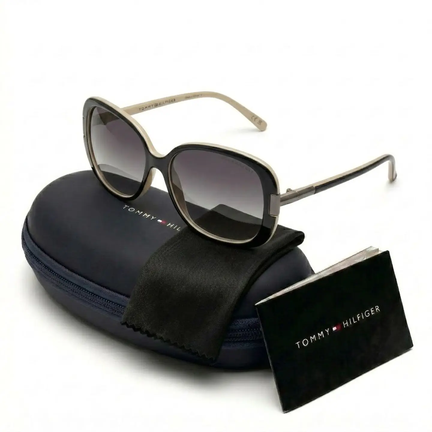 Gafas de Sol TOMMY HILFIGER OUTLOOK 66397166 Negro Degrade Mujer Talla 57mm 1