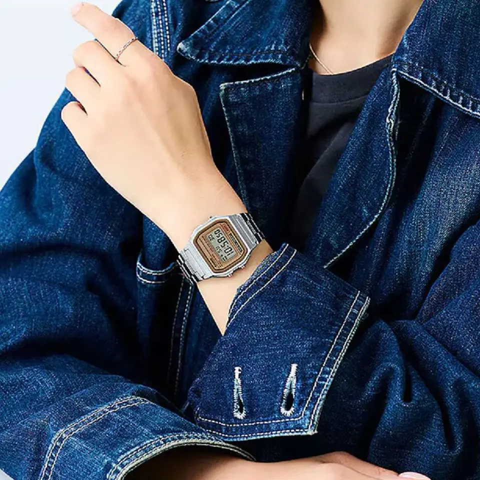 Reloj Digital Casio A158WEA-9DF Para Mujer en Acero Color Plateado 6