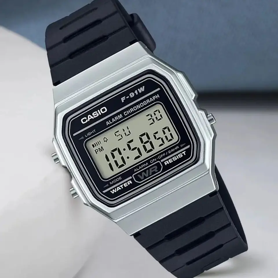 Reloj Digital Casio F_91WM_7A Para Hombre en Acero Color Blanco 5
