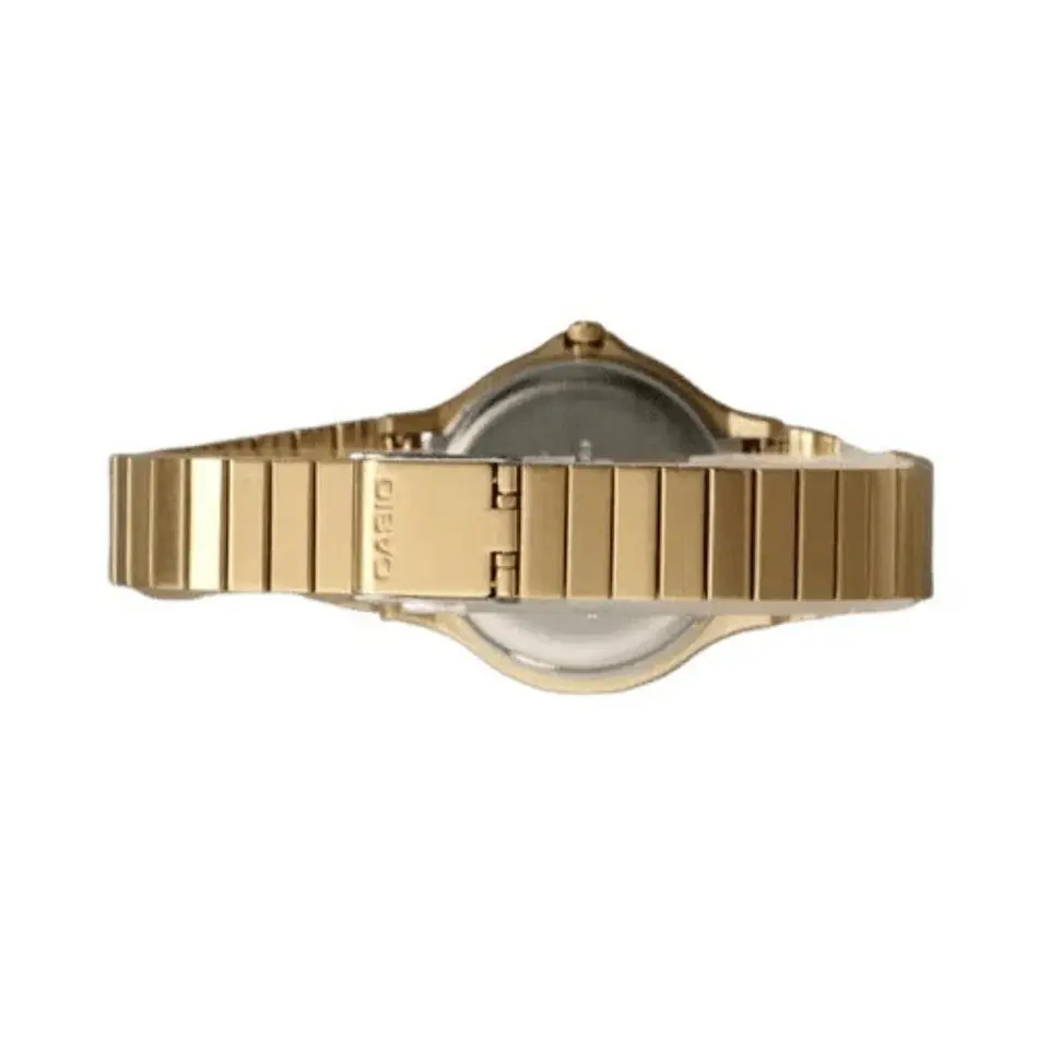 Reloj Analogo Casio MQ-24G-9EDF Para Mujer en Acero Color Dorado 2