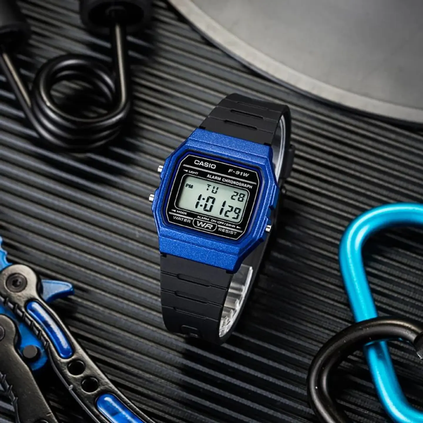 Reloj Digital Casio F_91WM_2A Para Hombre en Acero Color Azul 5