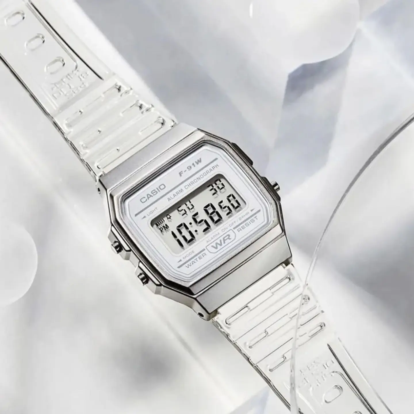 Reloj Digital Casio F91WS-7DF Para Mujer en Acero Color Transparente 5