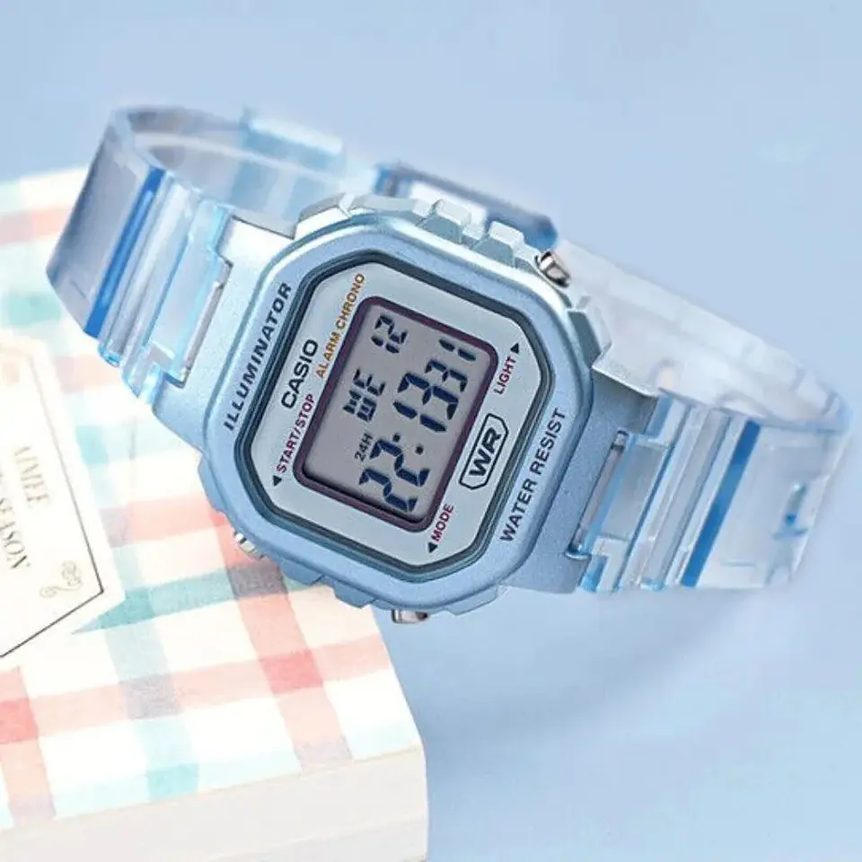 Reloj Digital Casio LA-20WHS-2ADF Para Mujer en Acero Color Celeste 5