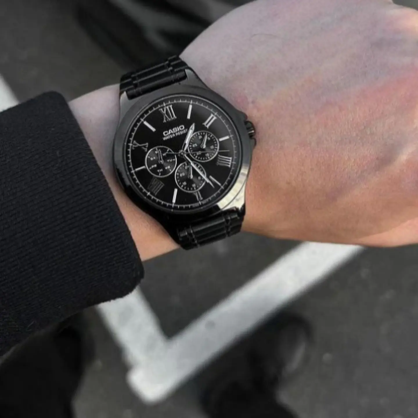 Reloj Analogo Casio MTPV300B-1AUDF Para Unisex en Acero Color Negro 6