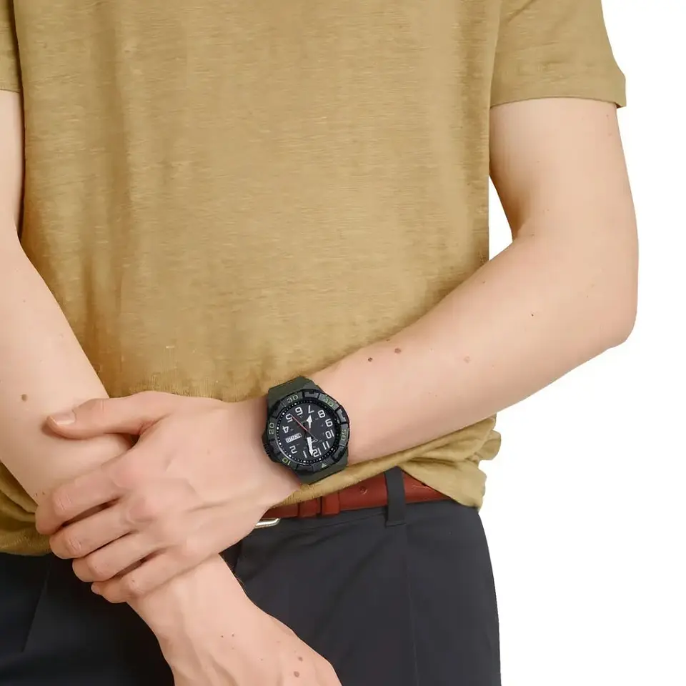 Reloj Analogo Casio MRW-210H-3BVDF Para Hombre en Resina Color Negro 6