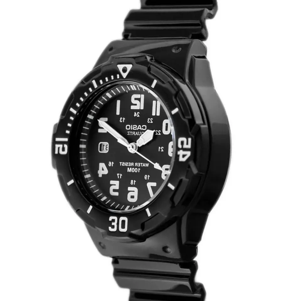 Reloj Analogo Casio LRW_200H_1BV Unisex en Acero Color Negro 4