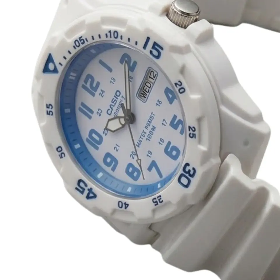 Reloj Analogo Casio MRW_200HC_7B2V Para Hombre en Resina Color Blanco 4