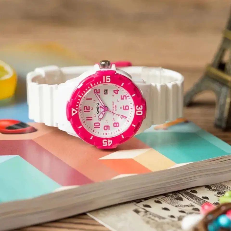 Reloj Analogo Casio LRW_200H_4BV Para Mujer en Resina Color Rosado 5