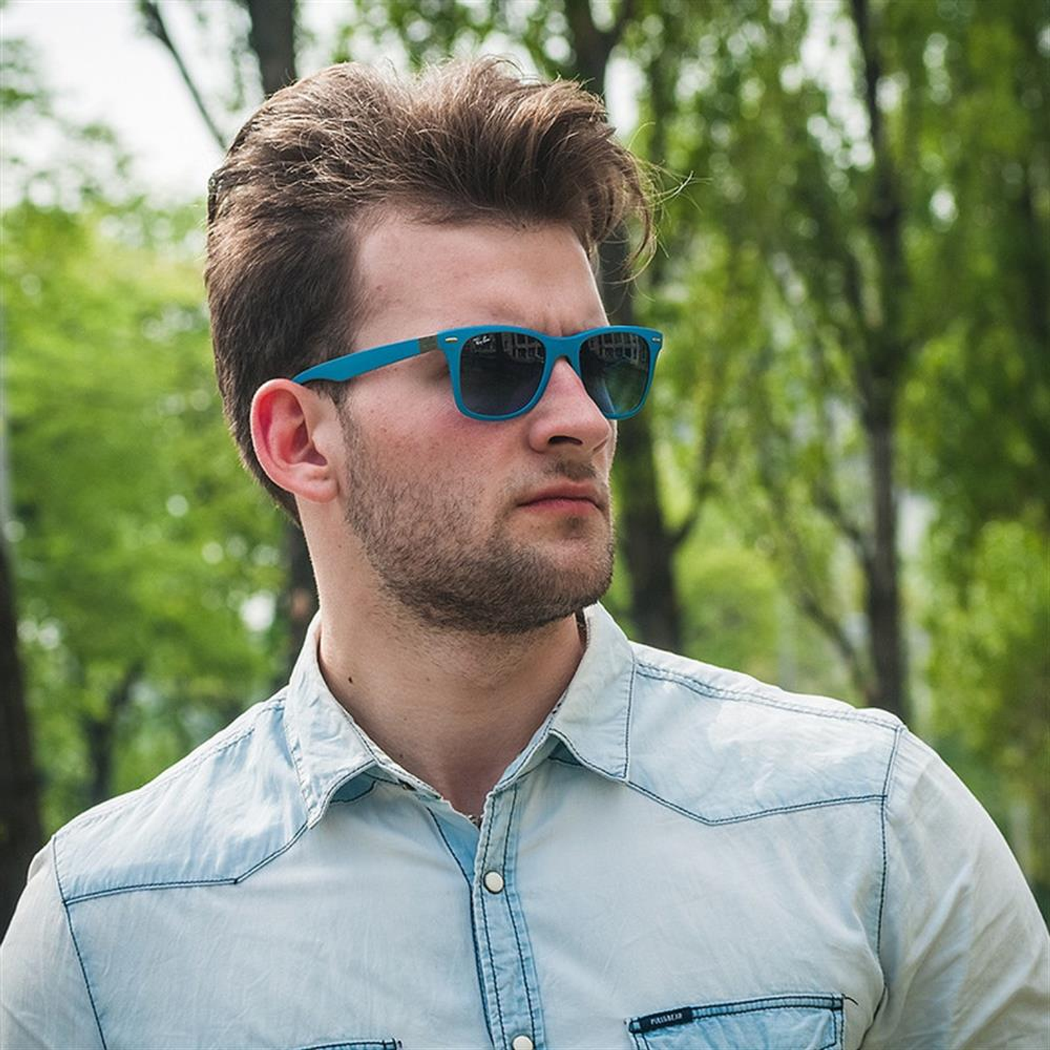 Lentes de Sol Ray Ban Wayfarer Liteforce RB4195 60848F Color Azul Talla 52mm 6