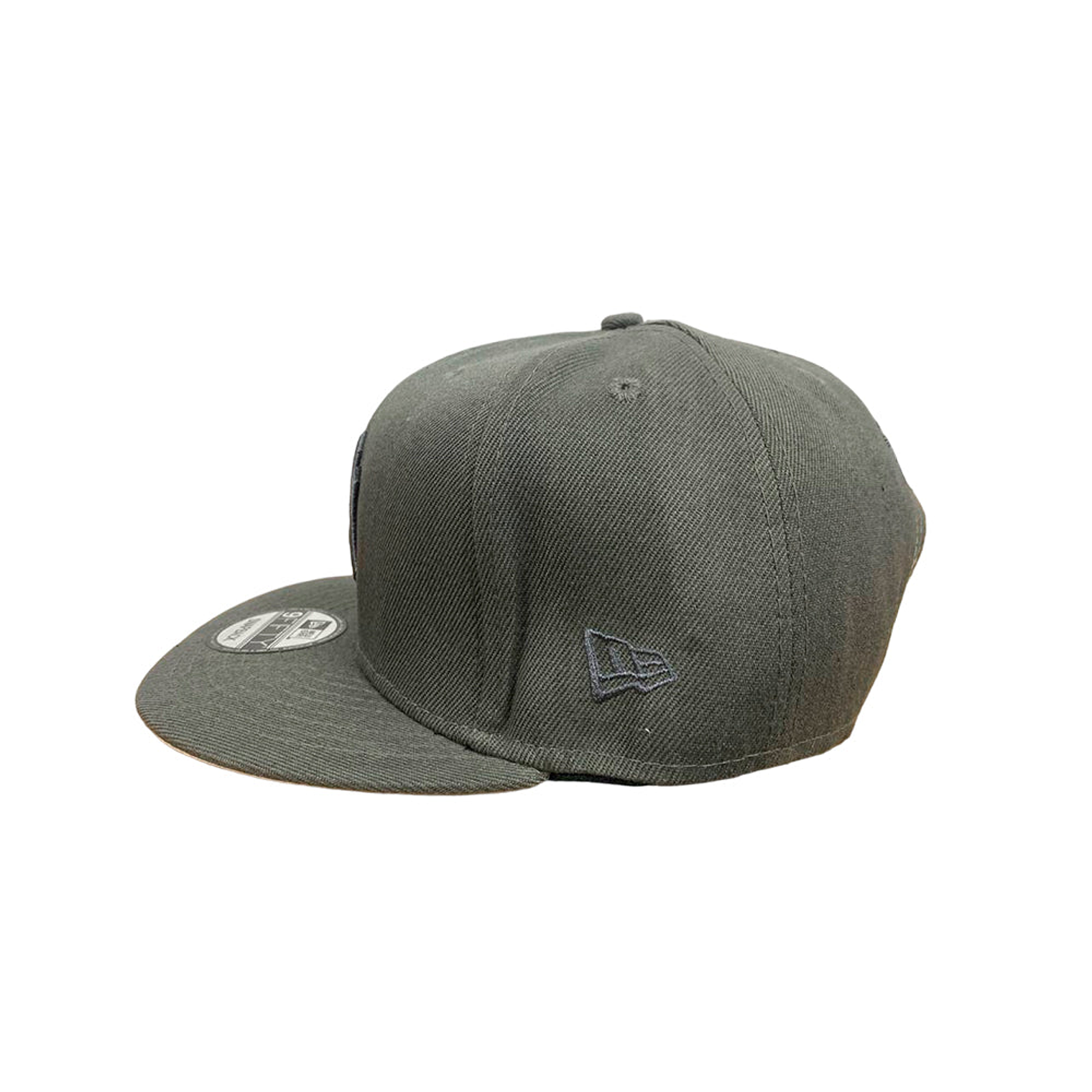 Gorra Snapback New Era 9Fifty Modelo New York Yankees MLB Color Gris 2