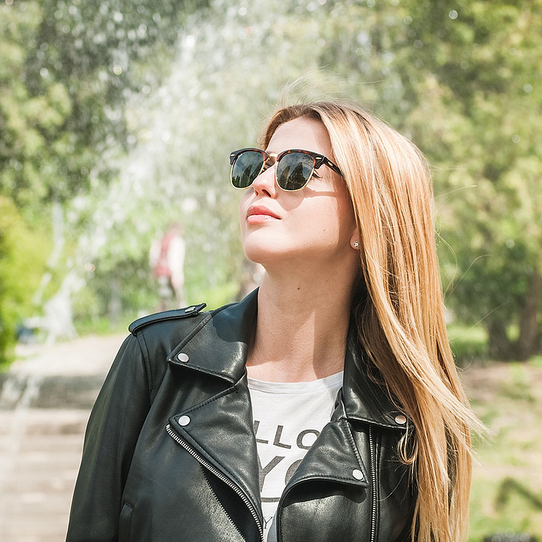 Lentes de Sol Ray Ban Clubmaster RB3016 990/9J Color Verde Talla 51mm 6