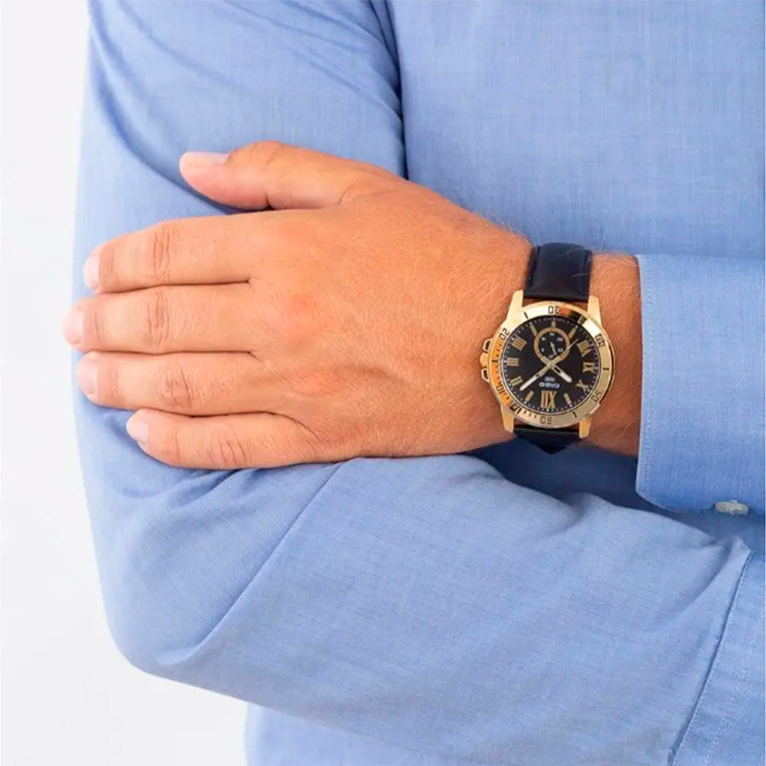 Reloj Analogo Casio Original MTP-VD200GL-1B en Acero Dorado con Correa y Fondo Azul Oscuro 6