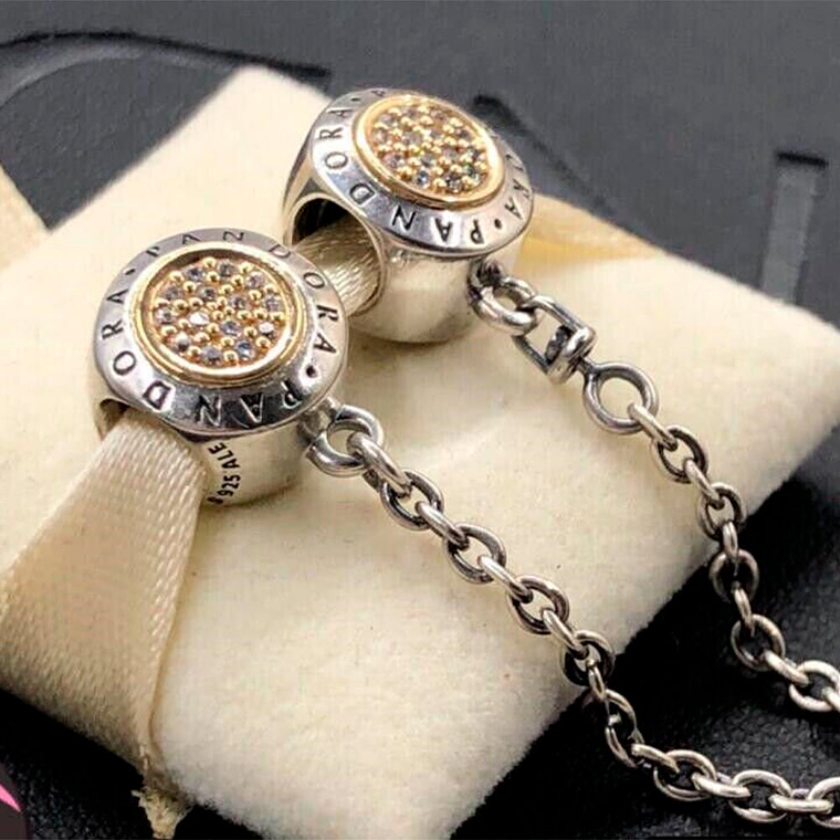 Cadena de Seguridad Pandora con Logo Pandora y Circonica Cubica 796269CZ-05 en Oro y Plata 925 5