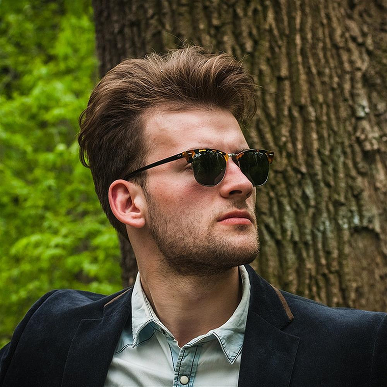 Lentes de Sol Ray Ban Clubmaster RB3016 1157 Color Habana Talla 51mm 5