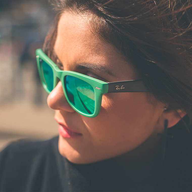 Lentes De Sol Ray Ban Wayfarer Fold RB4105 6021/19 Green 50mm 6