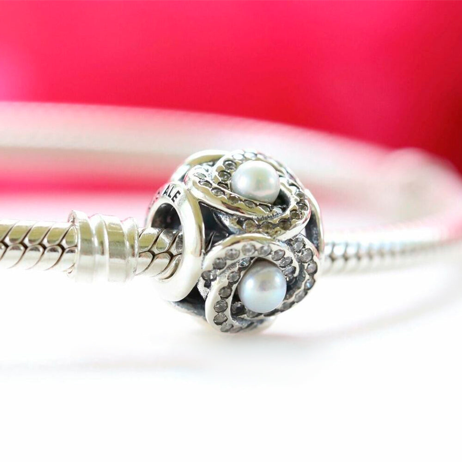 Charm Dije Pandora Original para Mujer 792105WCP Lazo de Amor Luminoso Plata 925 5