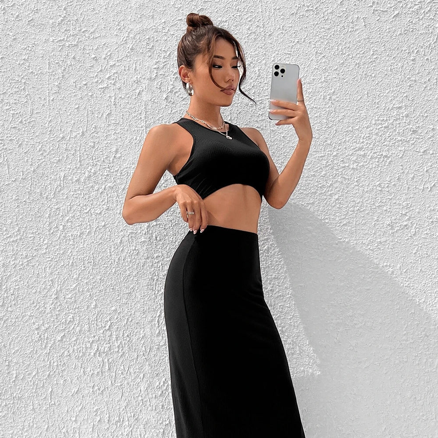 Shein Ezwear Top Tank Crop Y Falda con abertura de Muslo Color Negro Talla S 2