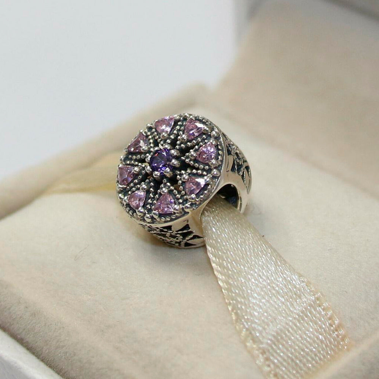 Charm Dije Pandora Original para Mujer 791974NPRMX Medallon Reluciente Plata s925 4