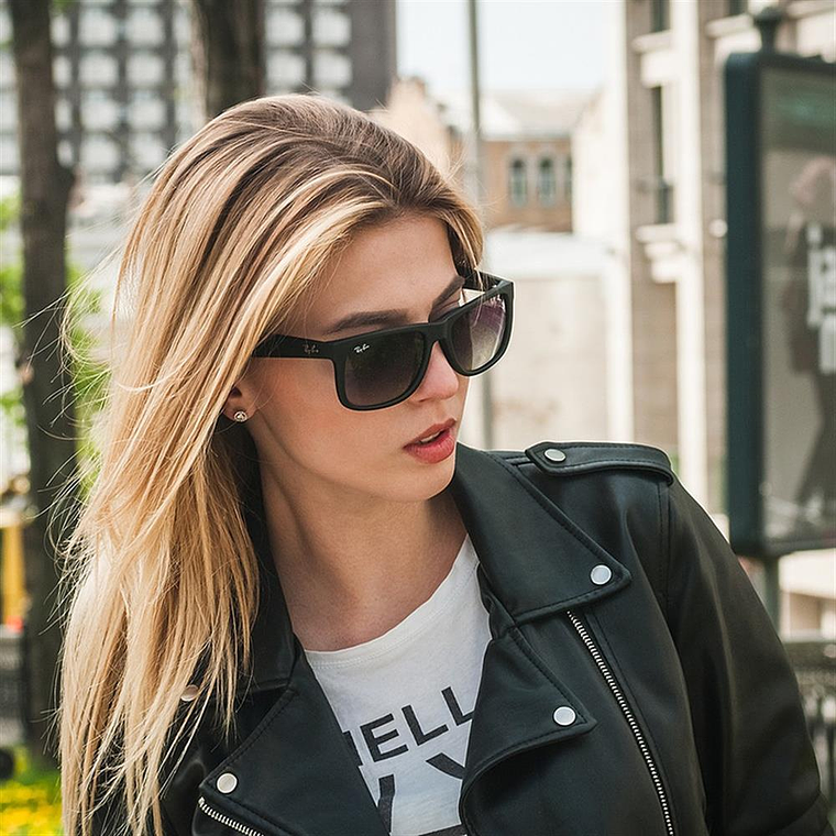 Lentes de Sol Ray Ban Wayfarer Justin RB4165 601/8G Color Negro Talla 54mm 5