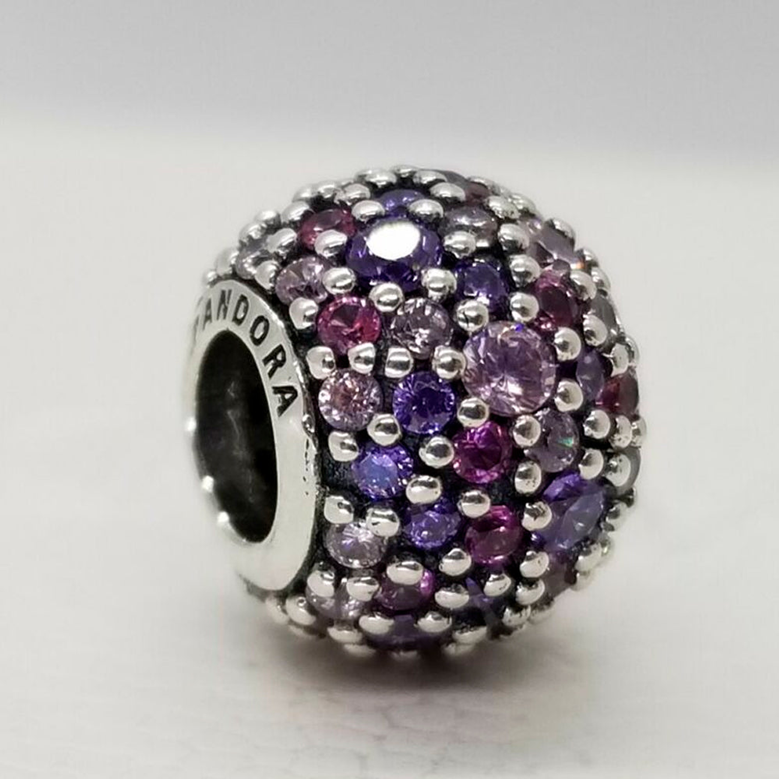 Charm Dije Pandora Original para Mujer 791261ACZMX Pave Ball Piedras Purpuras Plata s925 3