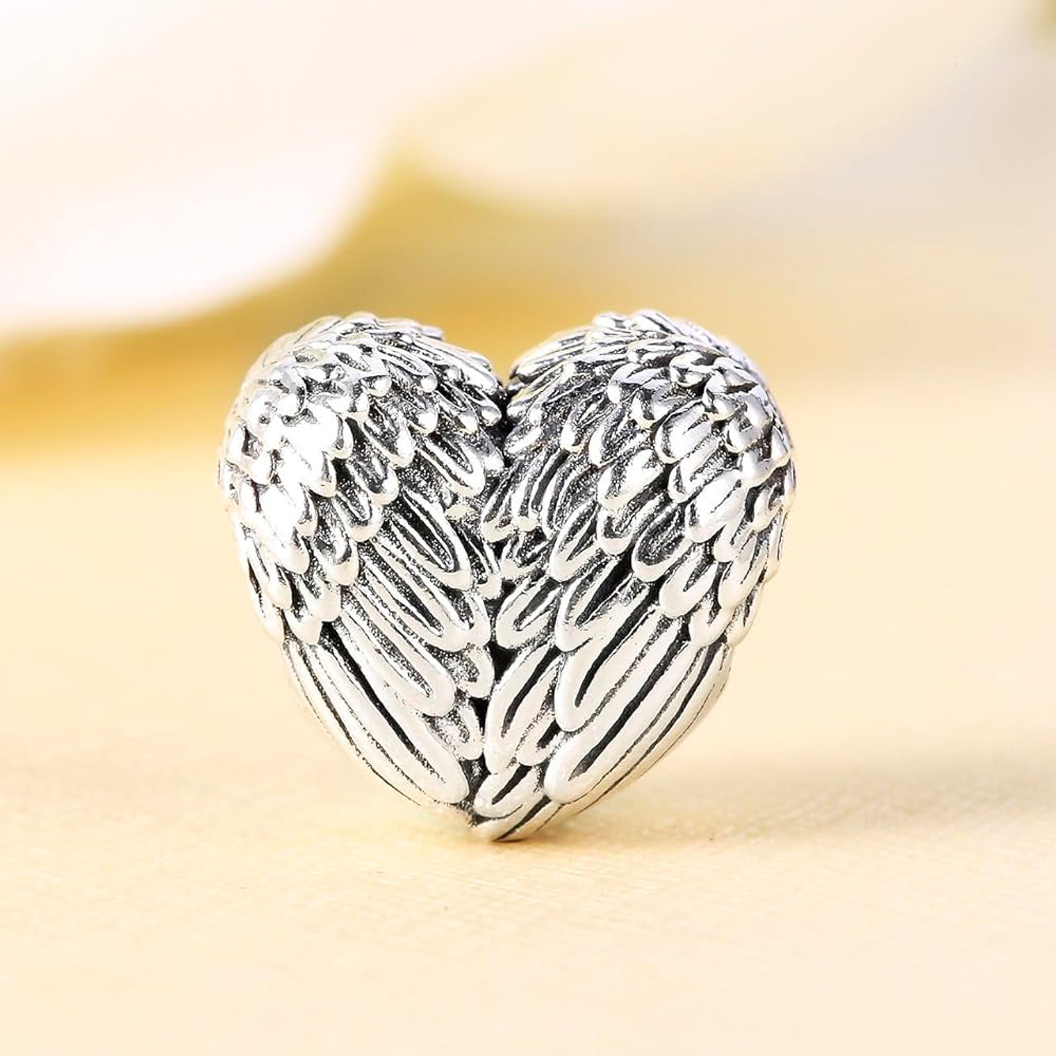 Charm Dije Pandora Original para Mujer 791751 Corazon de Plumas Plata s925 5
