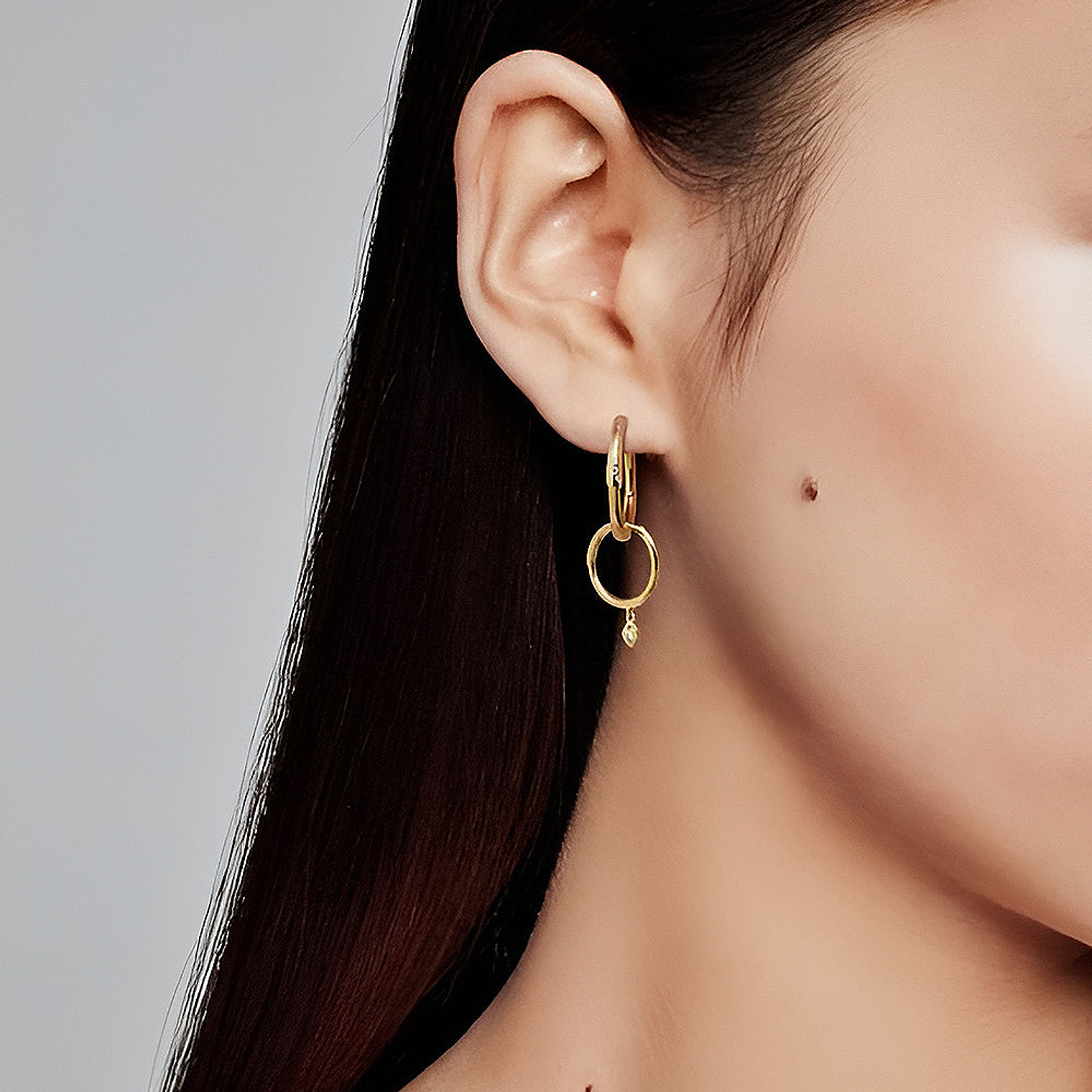 Aretes Pendientes Pandora de Aro con Forma de Corazon 267927CZ Chapado en Oro 18K 5