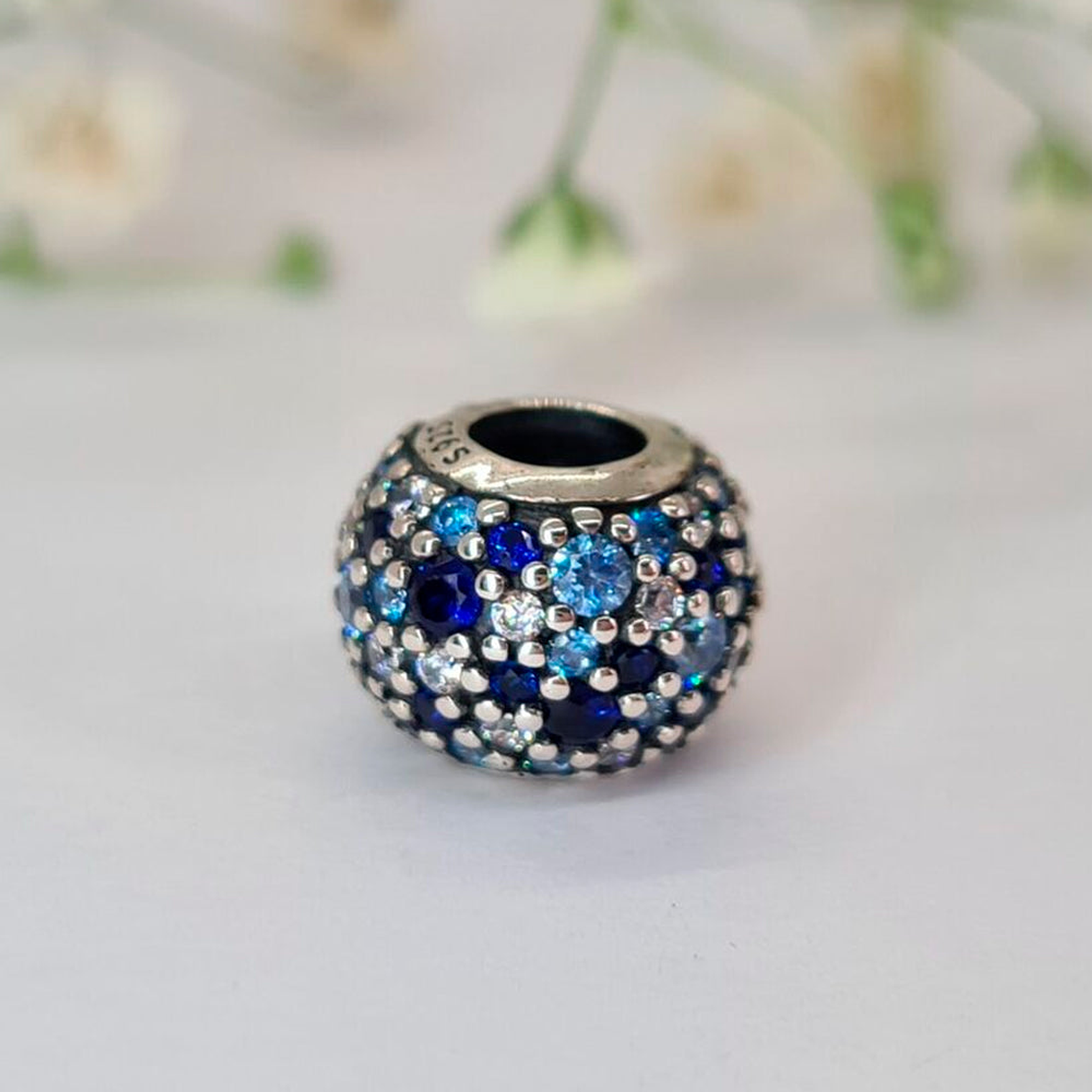 Charm Dije Pandora Original para Mujer 791261NSBMX Pave Ball Piedras Azules Plata s925 2