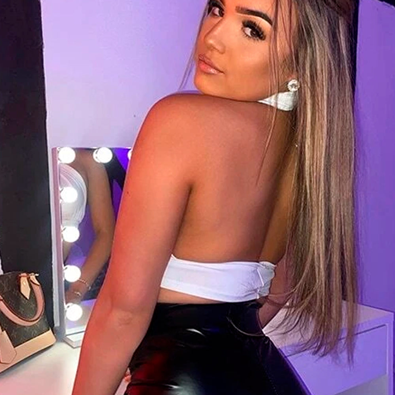 Top Halter Shein corto Cruzado Color Blanco Talla M 4