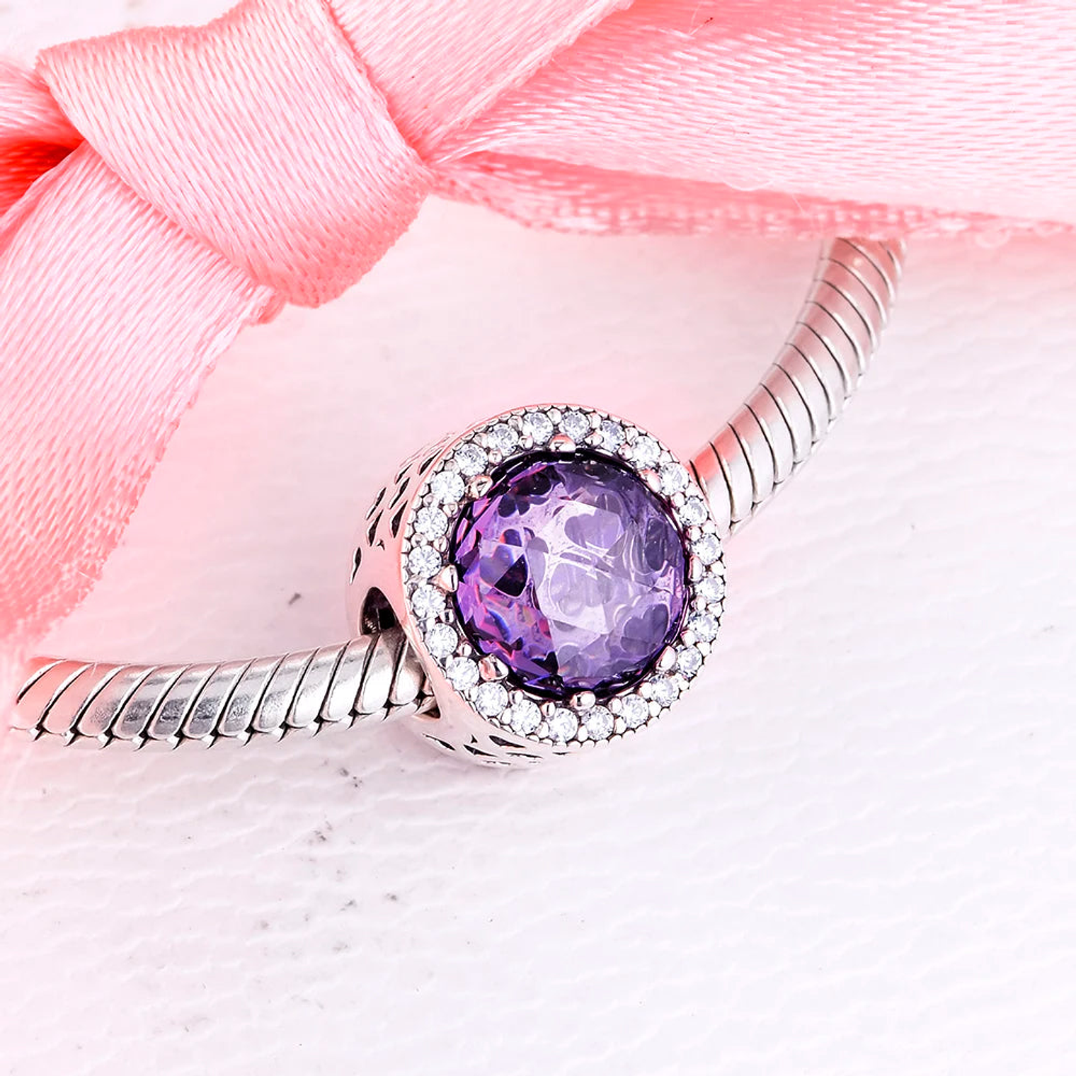 Clip Pandora Original para Mujer 796239NRP Corazones Radiantes Morado Plata s925 4