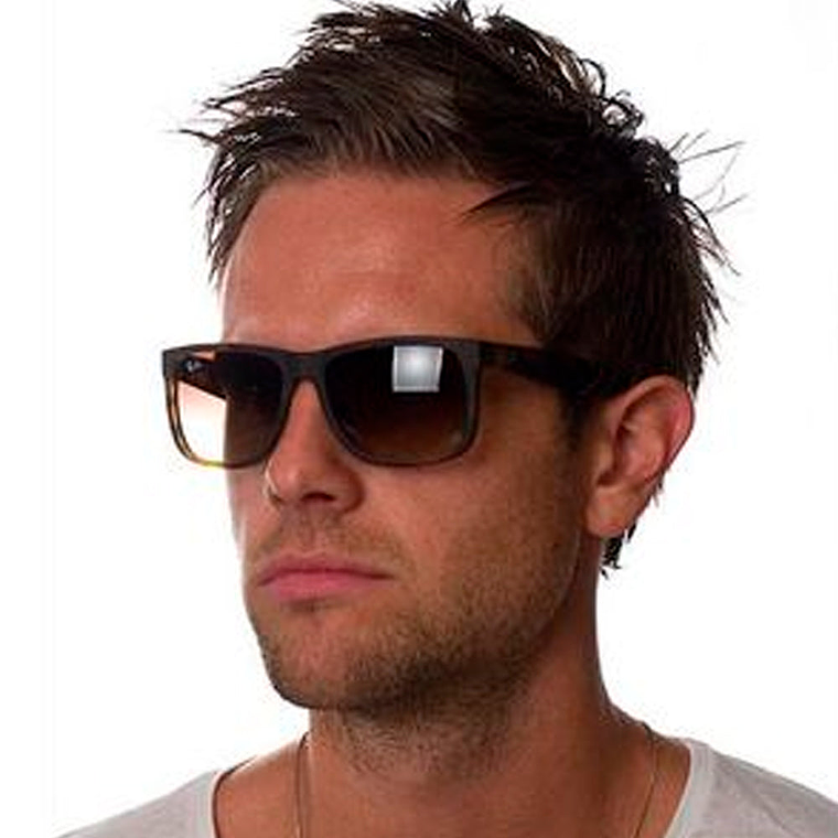 Lentes de Sol Ray Ban Wayfarer Justin RB4165 710/13 Color Marron Degrade Talla 54mm 5