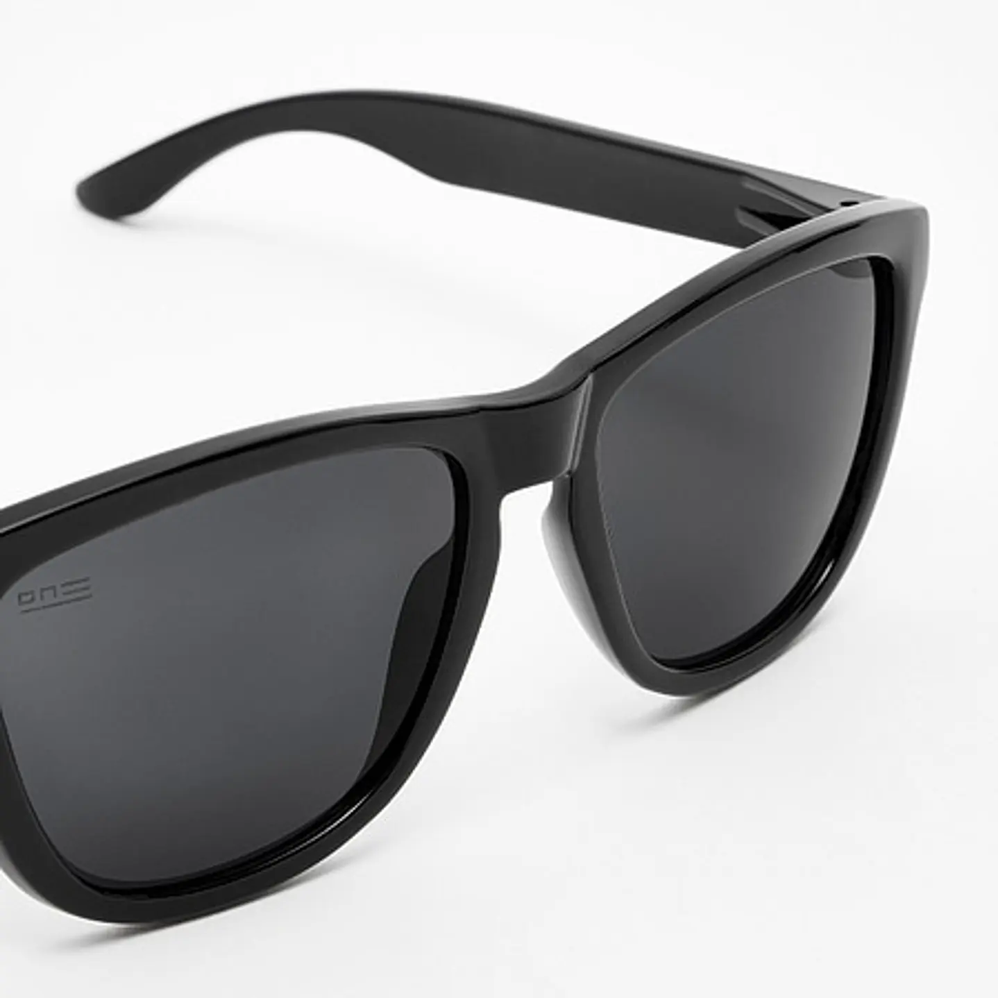Lentes de Sol Polarizado Hawkers One Raw HONR21BBTP Negro Black Talla 54mm 3