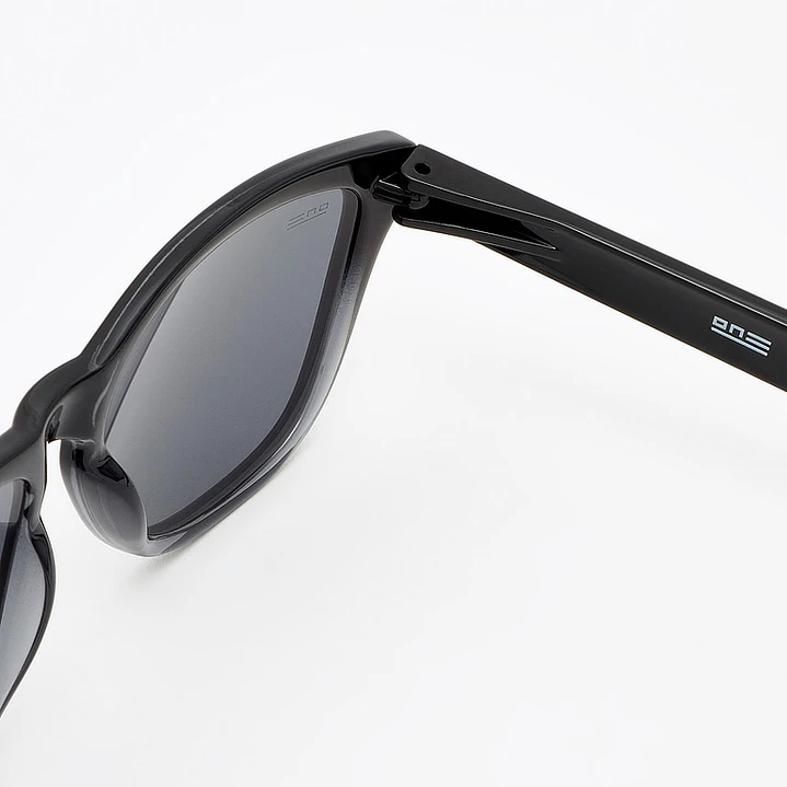 Lentes de Sol Polarizado Hawkers One HONE22GBTP Negro Fusion Black Talla 54mm 4