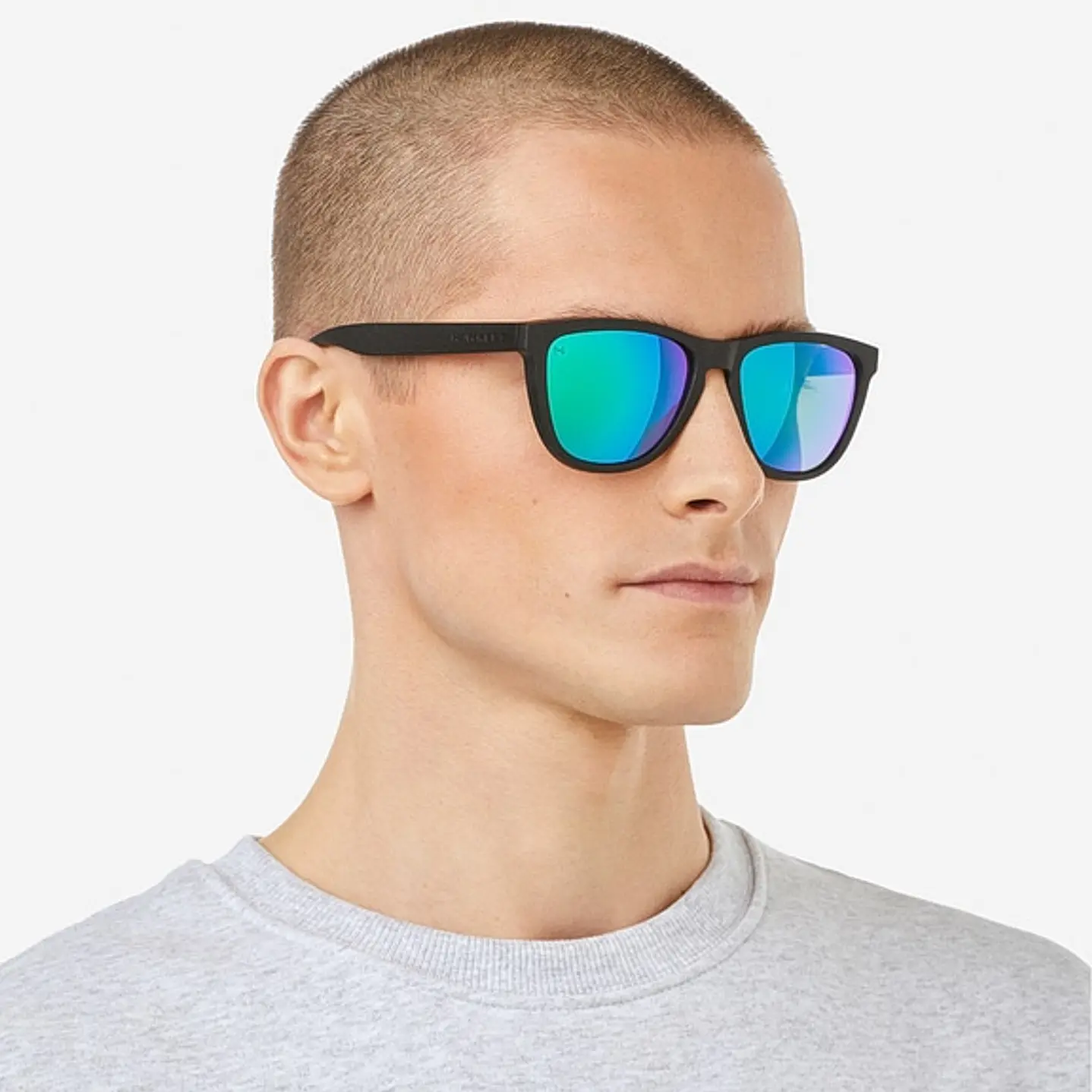 Lentes de Sol Hawkers One O18TR02 Negro Mate Verde Espejado Talla 54mm 8