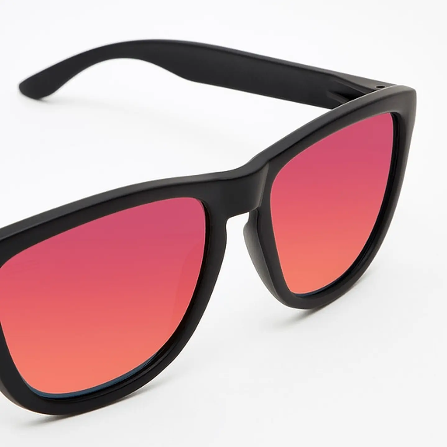 Lentes de Sol Hawkers One OTR48 Negro Mate Rojo Espejado Talla 54mm 7