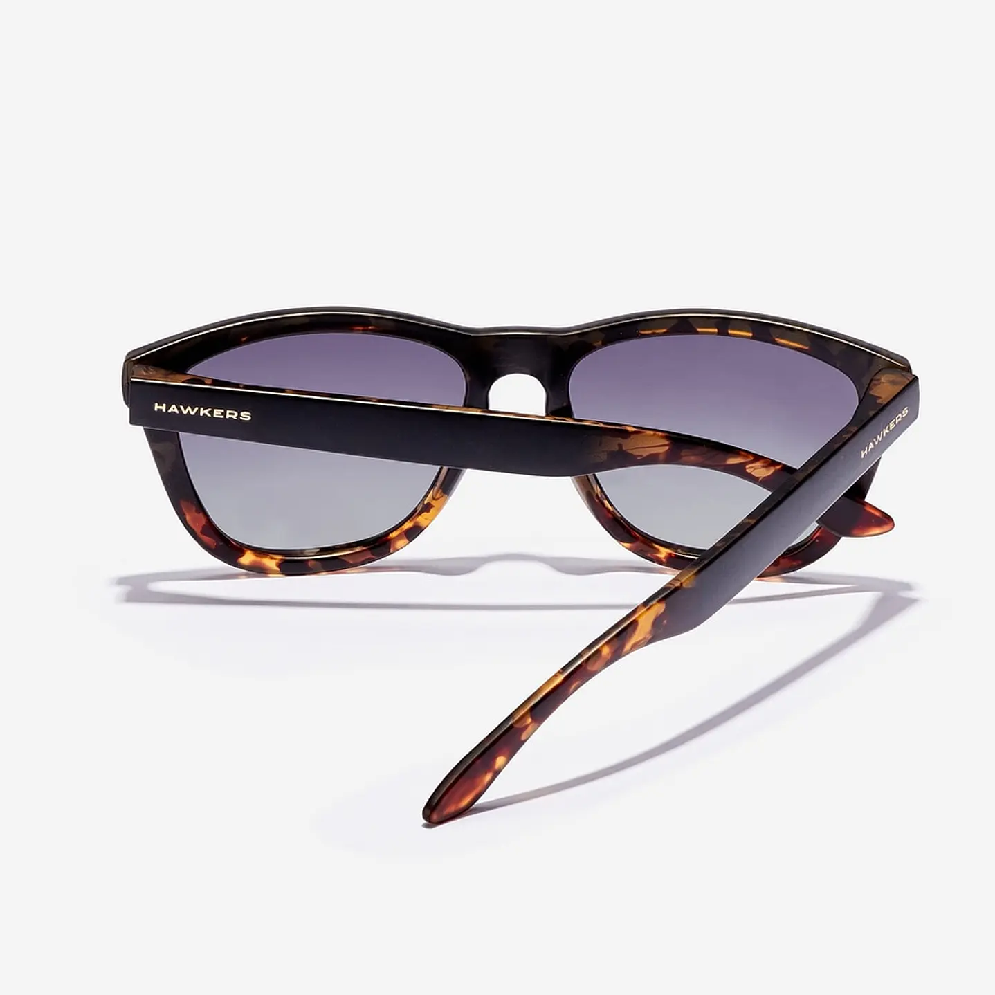 Lentes De Sol Polarizado Hawkers One Colt Black Carey Grey HOCL22BGTP - Talla 53mm 8