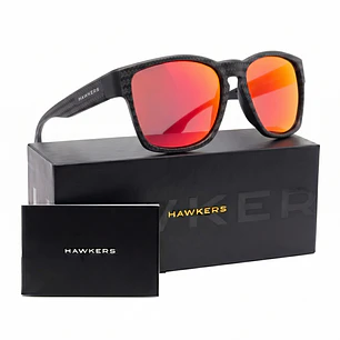 Lentes De Sol Polarizado Hawkers Core Raw Carbon Fiber Black Ruby HCRA25NRTP -Talla 56mm